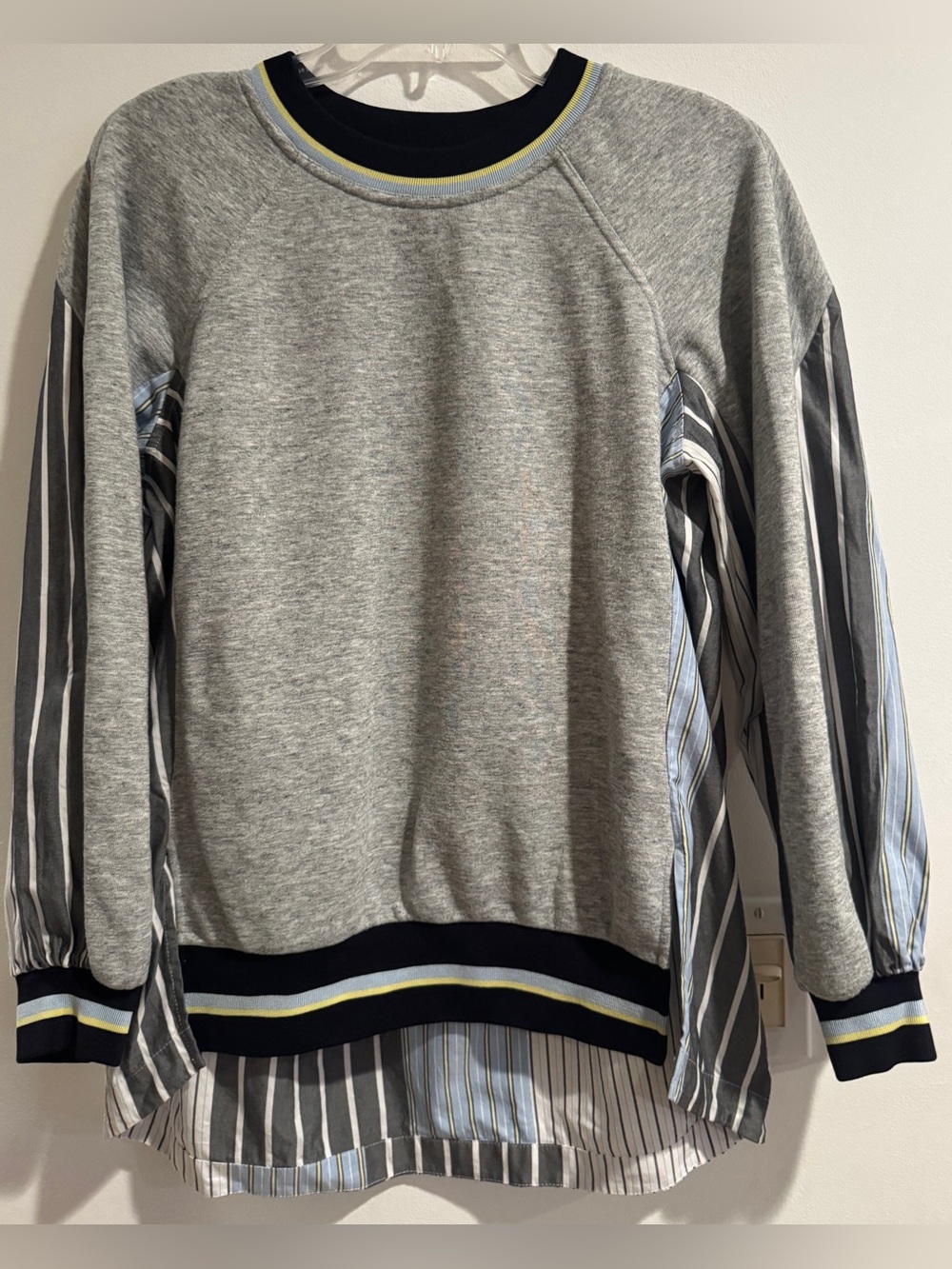 BCBG Oversize Sweatshirt & Broadcloth Shirting Top. Sz XXS. A+ Condition.